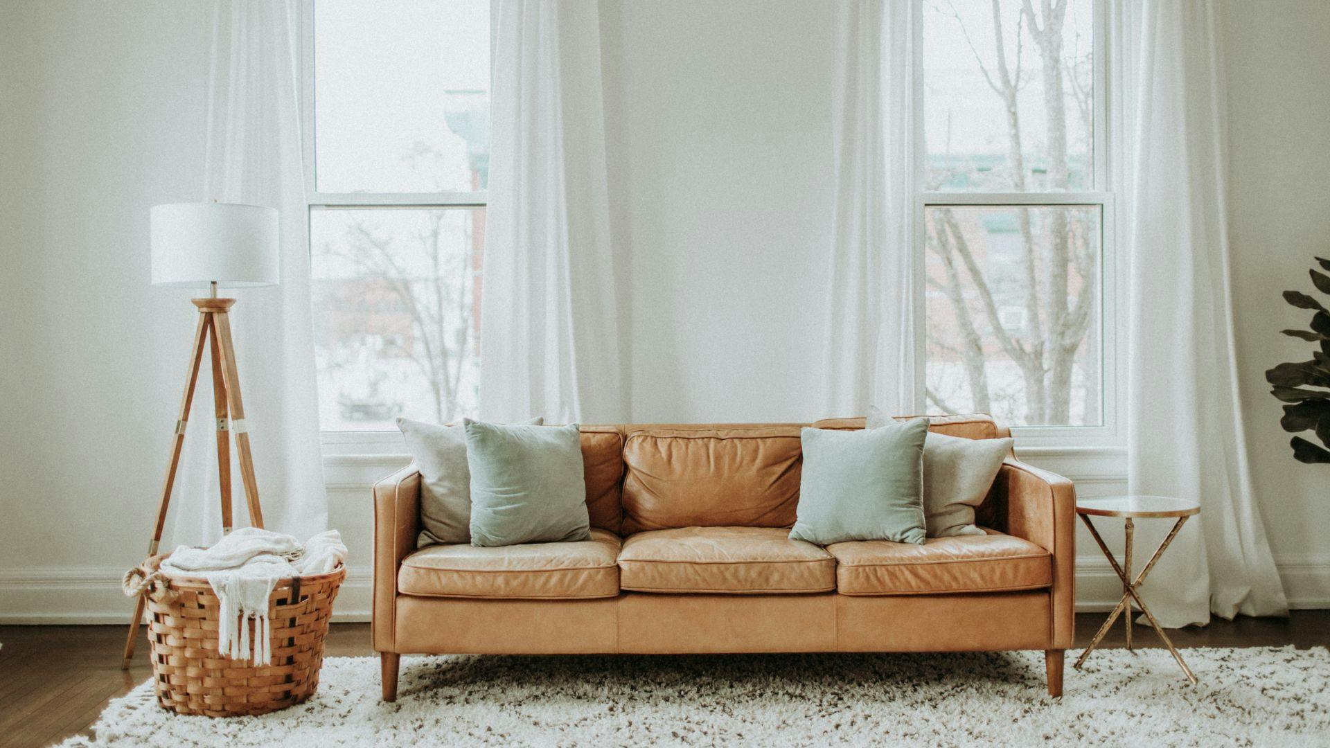 How to Match Your Sofa & Curtains for a Cohesive Look